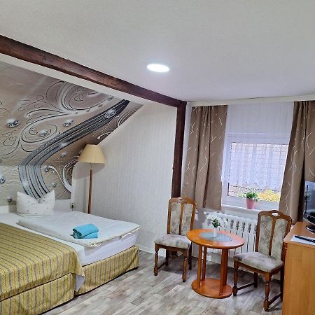 Hotel Kulturhaus Felgeleben シェーネベック エクステリア 写真