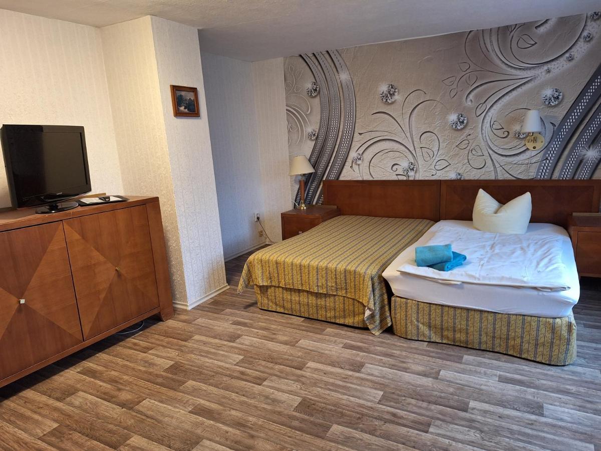 Hotel Kulturhaus Felgeleben シェーネベック エクステリア 写真